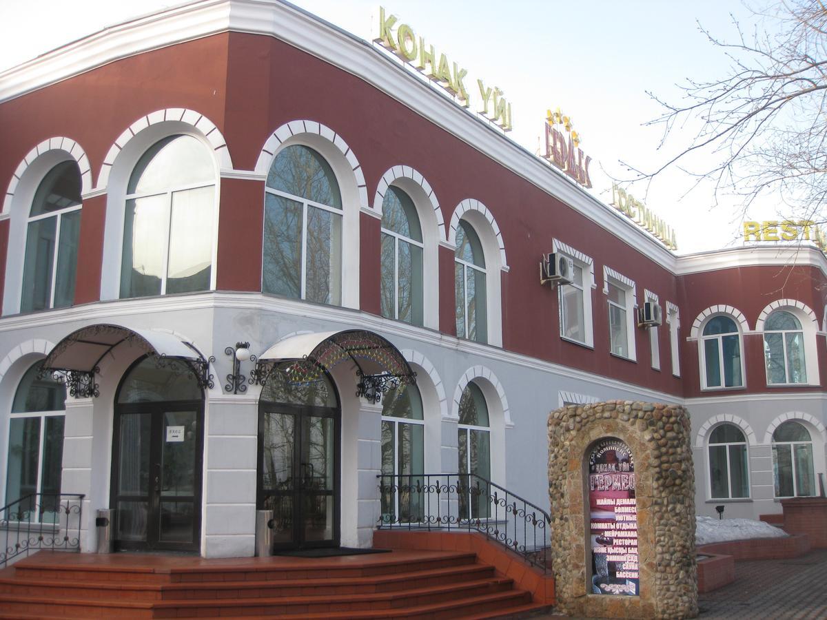 Gostinichny Komplex Germes Karagandy Extérieur photo
