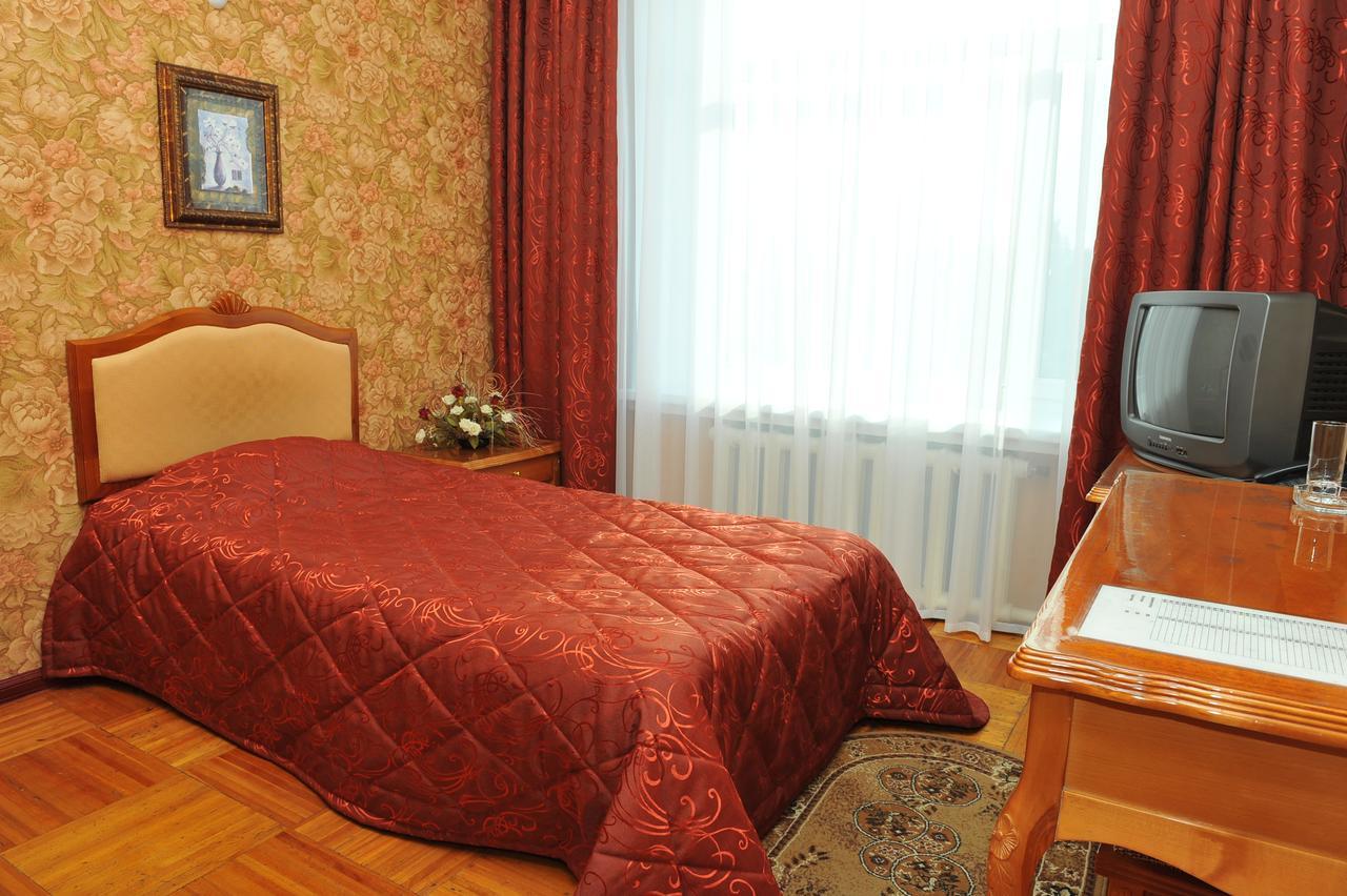 Gostinichny Komplex Germes Karagandy Extérieur photo
